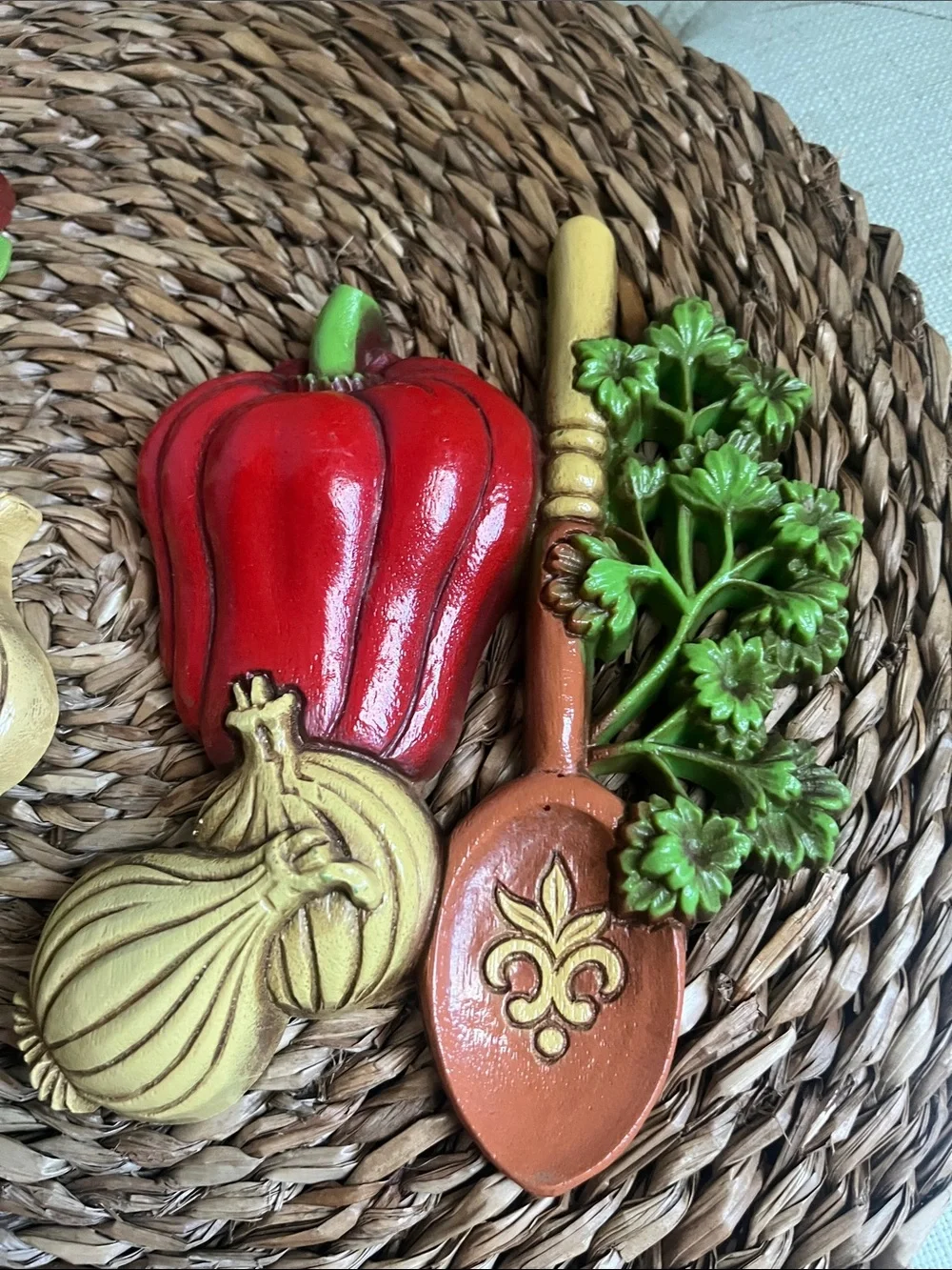 Vintage Dart Industries “Spice Of Life” Vegetable Wall Plaques – Made in the USA